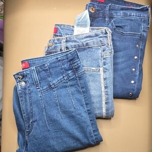 Guess Women's Denim Skinny Jeans Trio